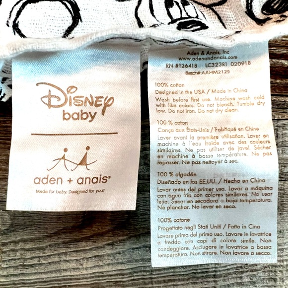 NWOT 🆕 Aden & Anais Mickey Swaddle Blanket Muslin Cloth, Mickey Sketch Art - Picture 8 of 11